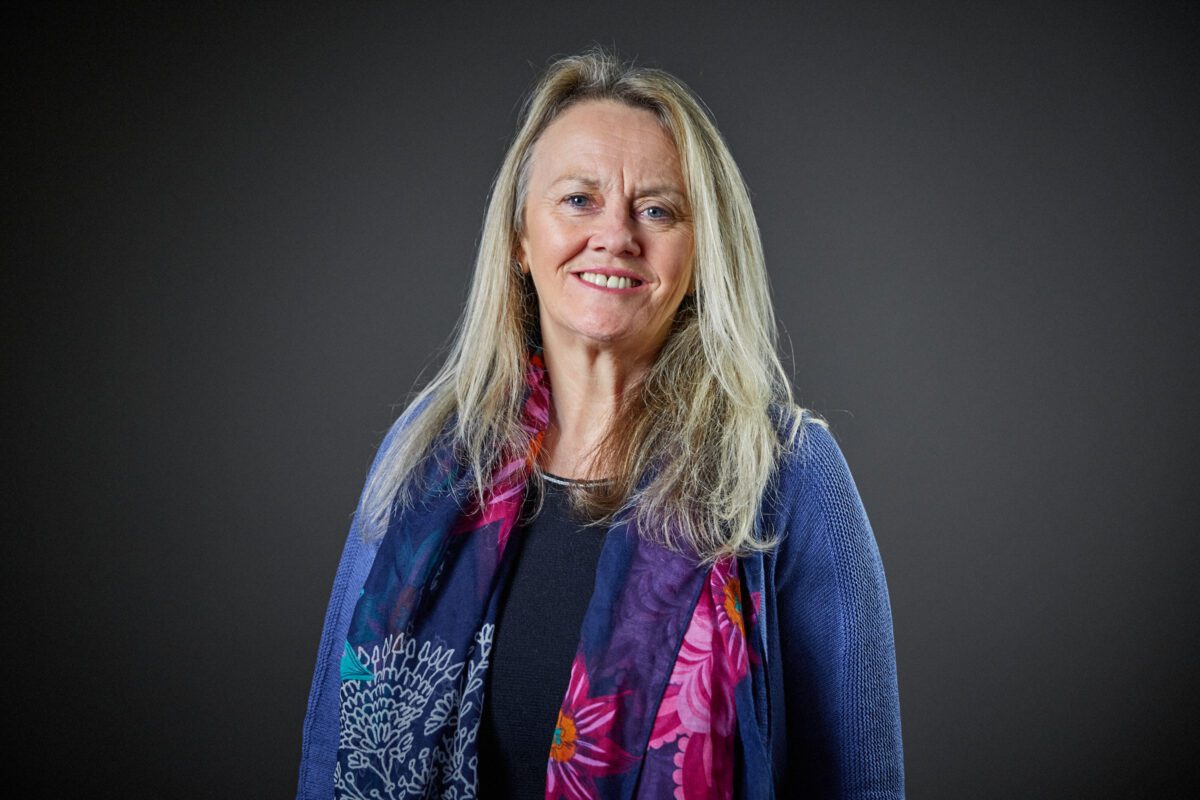 Caroline Dive Director & Senior Group Leader