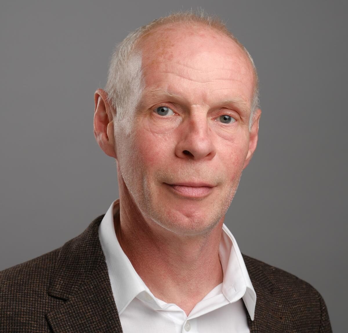 Image of a scientist from the Scientific Advisory Board